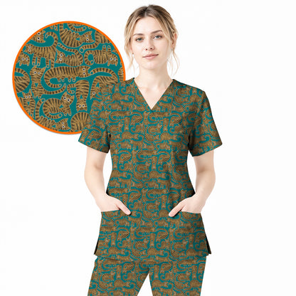 Cute Tabby Cat Pattern Scrub Top, Brown Tabby Cat Nursing Uniform for Cat Lovers, Comfortable Feline Scrubs for Nurses